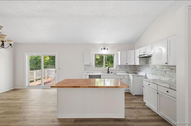 4417 Greenbrook Lane, Flint, MI 48507