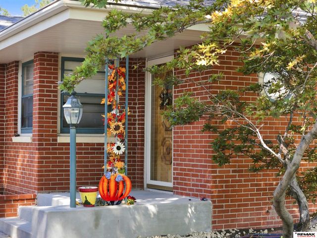 4310 Mohawk Street, Lincoln, NE 68510