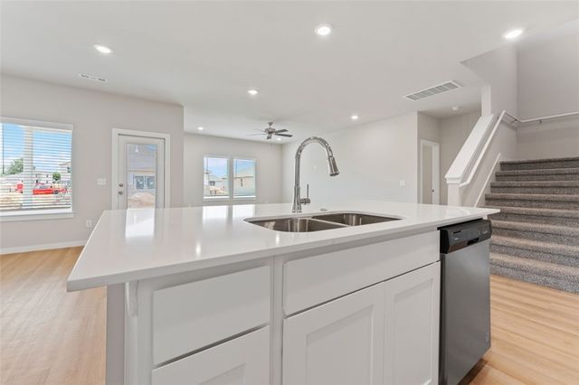 2400 Longfellow Drive, Bentonville, AR 72713