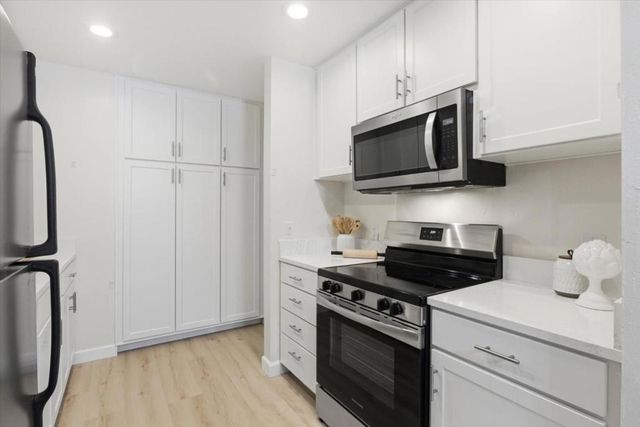 505 Cypress Point Drive 263, Mountain View, CA 94043