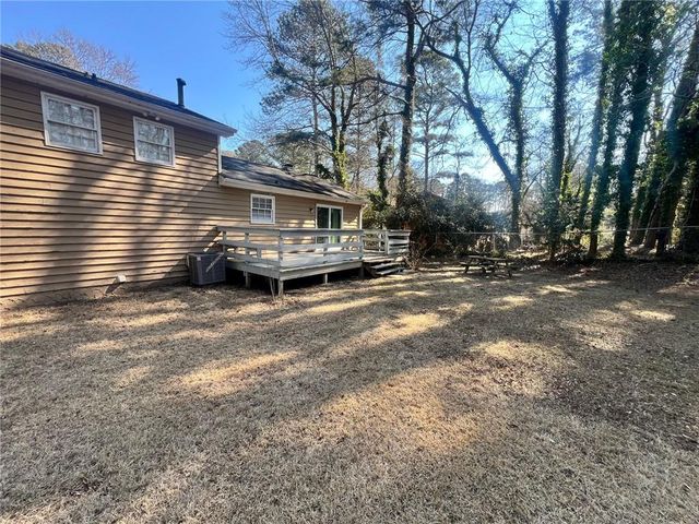 1961 Pine Drive, Snellville, GA 30078