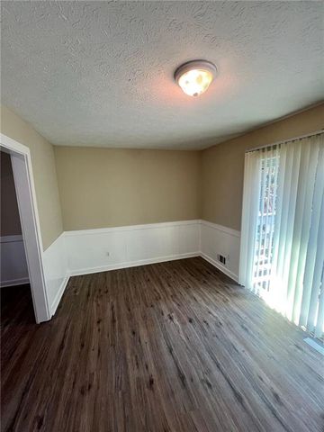 1961 Pine Drive, Snellville, GA 30078