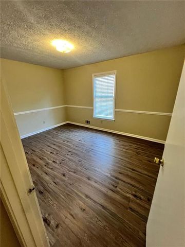 1961 Pine Drive, Snellville, GA 30078