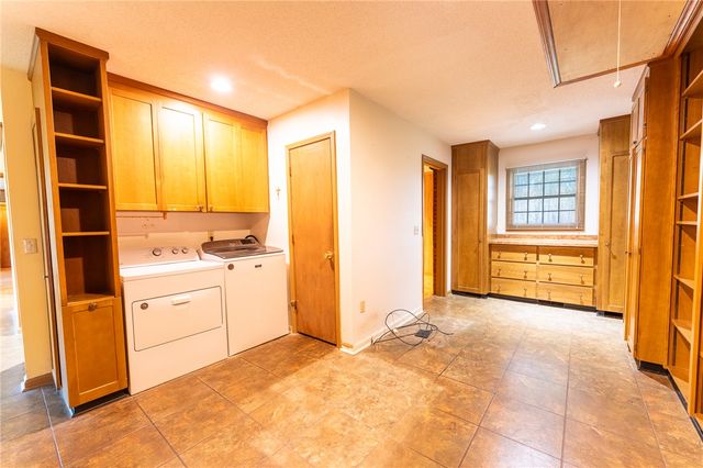 139 Todds Creek Road, Central, SC 29630