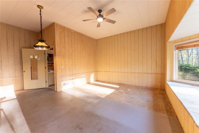 139 Todds Creek Road, Central, SC 29630