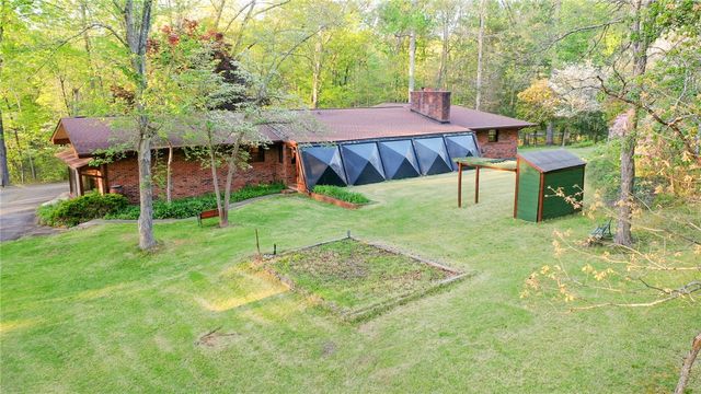 139 Todds Creek Road, Central, SC 29630