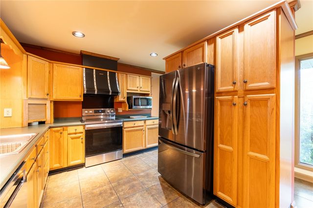 139 Todds Creek Road, Central, SC 29630