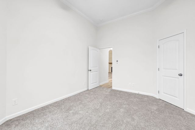 1338 English Oak Dr, Clarksville, TN 37043
