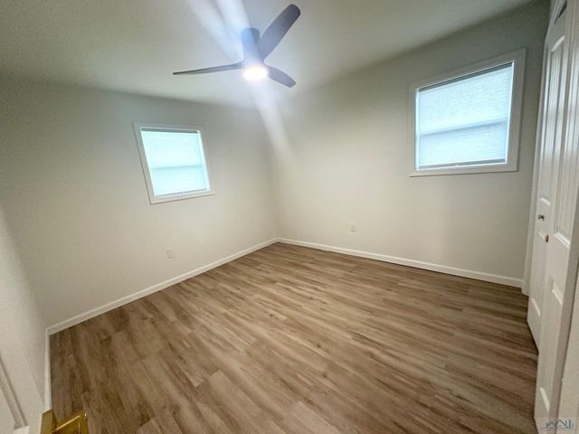 170 Alamo Dr, Houma, LA 70360