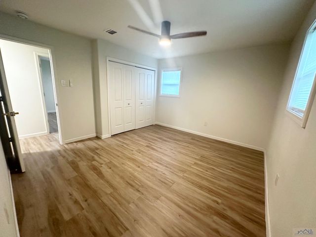 170 Alamo Dr, Houma, LA 70360