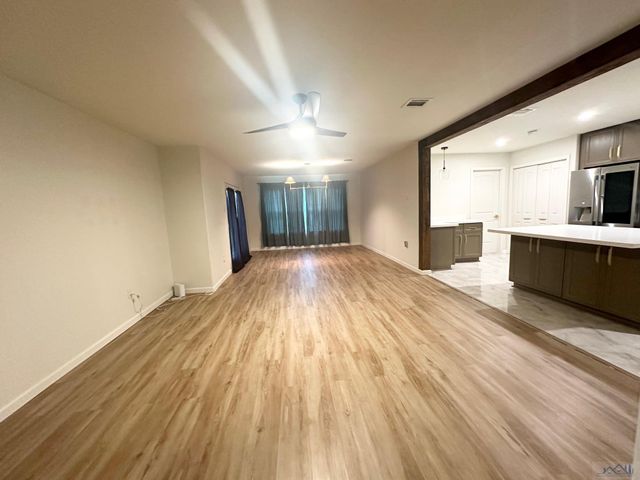 170 Alamo Dr, Houma, LA 70360