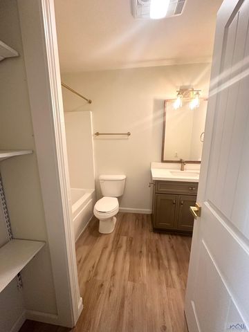 170 Alamo Dr, Houma, LA 70360