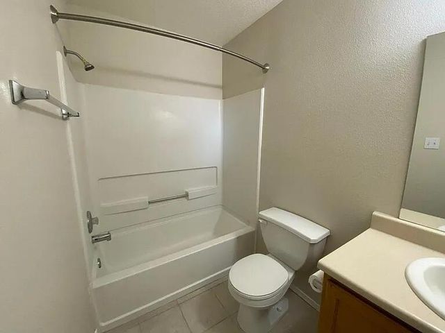 10728 Miera Drive NW, Albuquerque, NM 87114