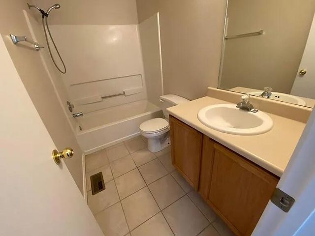 10728 Miera Drive NW, Albuquerque, NM 87114