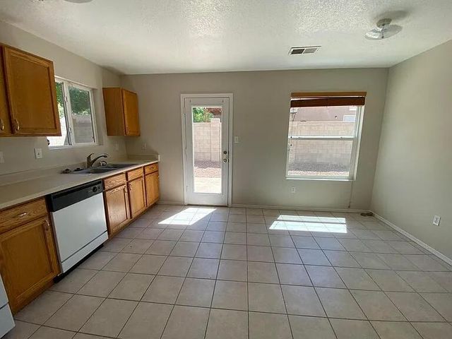 10728 Miera Drive NW, Albuquerque, NM 87114