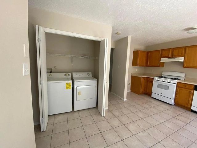 10728 Miera Drive NW, Albuquerque, NM 87114