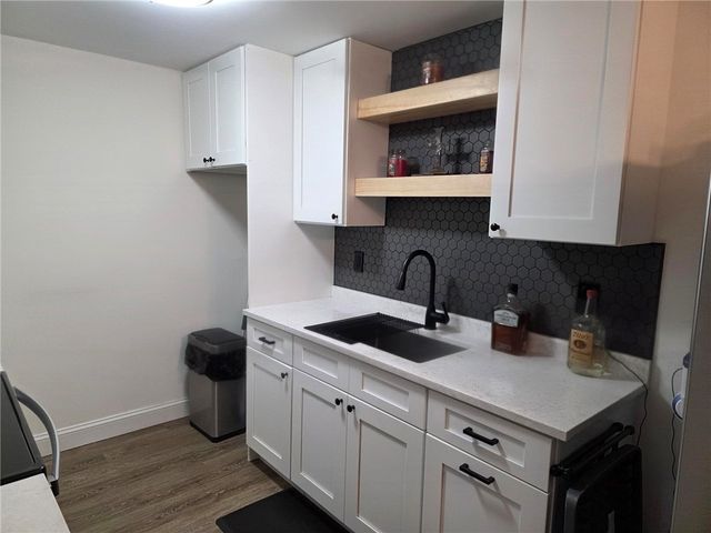 36 Cowesett Avenue 5, West Warwick, RI 02893