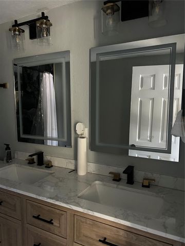 2119 E ELLICOTT, Tampa, FL 33610