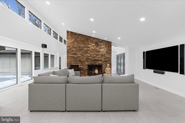 2308 CAVES RD, Owings Mills, MD 21117