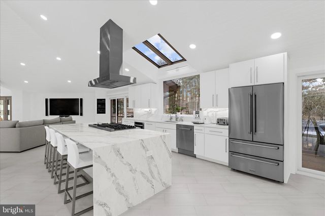 2308 CAVES RD, Owings Mills, MD 21117