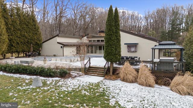 2308 CAVES RD, Owings Mills, MD 21117