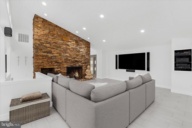 2308 CAVES RD, Owings Mills, MD 21117