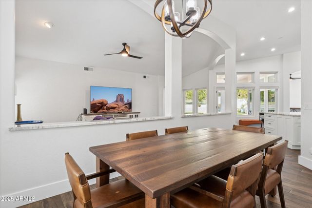 22054 N 64TH Avenue, Glendale, AZ 85310