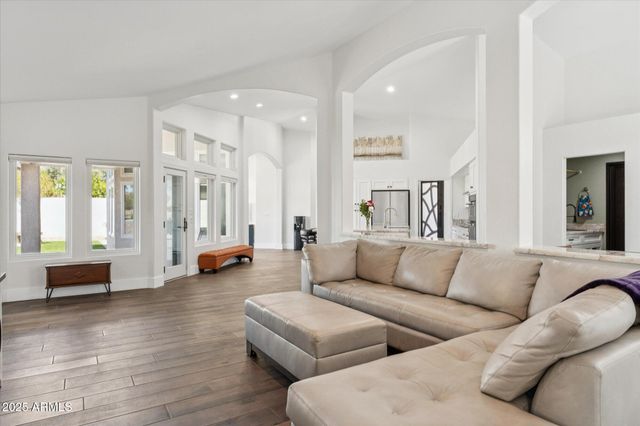 22054 N 64TH Avenue, Glendale, AZ 85310