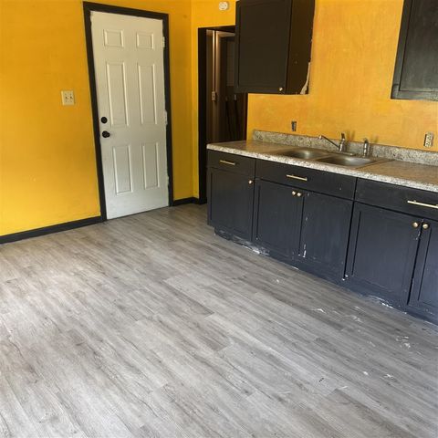 2937 8th Street, Muskegon, MI 49444