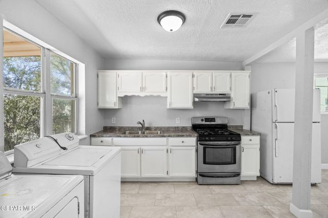 7591 HACIENDA Avenue, El Paso, TX 79915