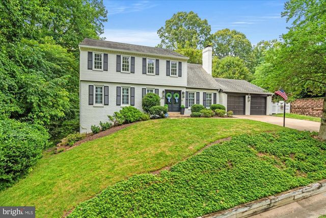 11300 TIMBERLINE DR, Oakton, VA 22124