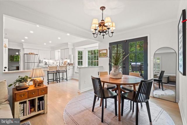 11300 TIMBERLINE DR, Oakton, VA 22124