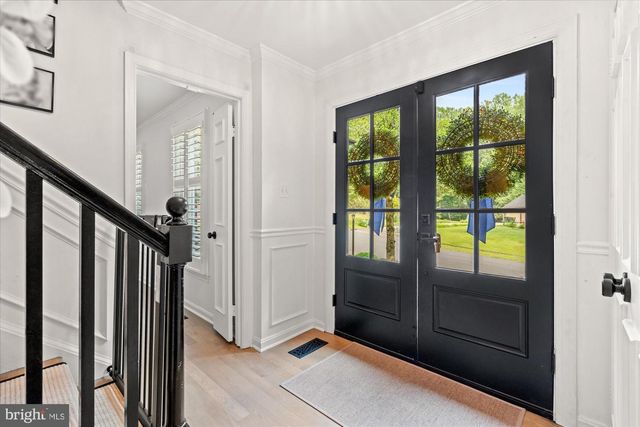 11300 TIMBERLINE DR, Oakton, VA 22124