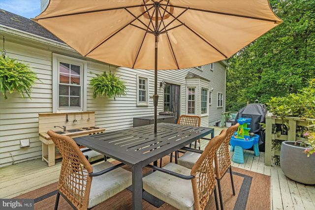11300 TIMBERLINE DR, Oakton, VA 22124