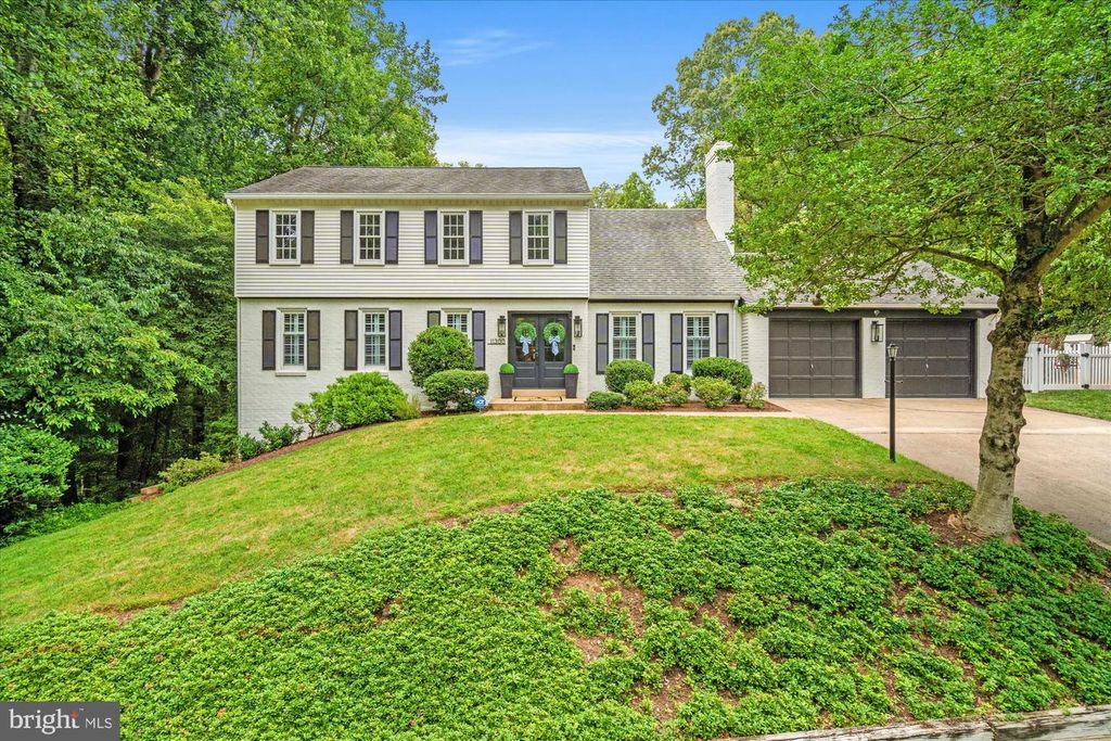 11300 TIMBERLINE DR, Oakton, VA 22124