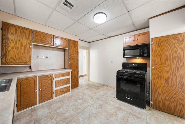 2533 SW Grand Boulevard, Oklahoma City, OK 73119