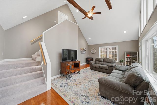 85 Sarahs Spring Road, Newland, NC 28657