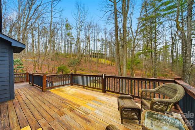 85 Sarahs Spring Road, Newland, NC 28657