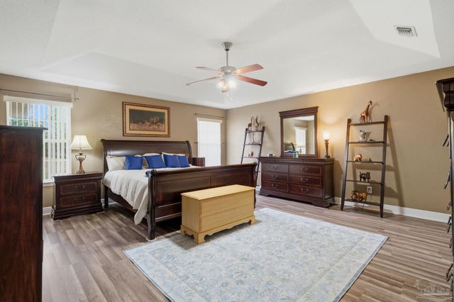 7963 N Hwy 87, Milton, FL 32570