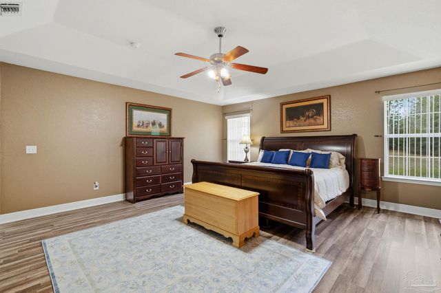 7963 N Hwy 87, Milton, FL 32570