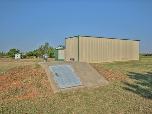 5517 NW Cemetery, Piedmont, OK 73078