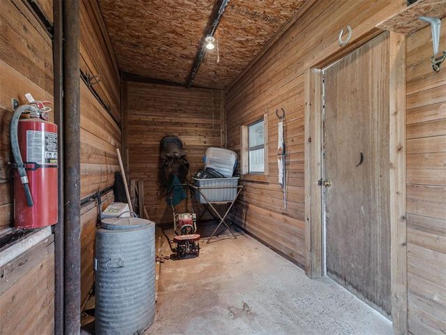 5517 NW Cemetery, Piedmont, OK 73078