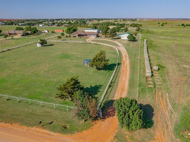 5517 NW Cemetery, Piedmont, OK 73078