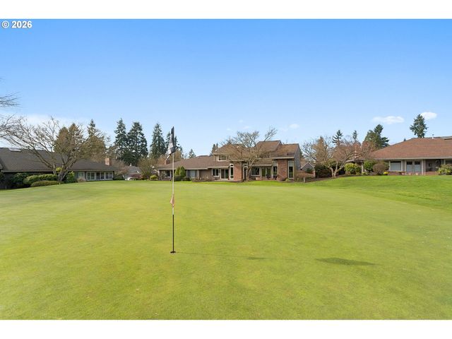 32540 Sw LAKE POINT Ct, Wilsonville, OR 97070