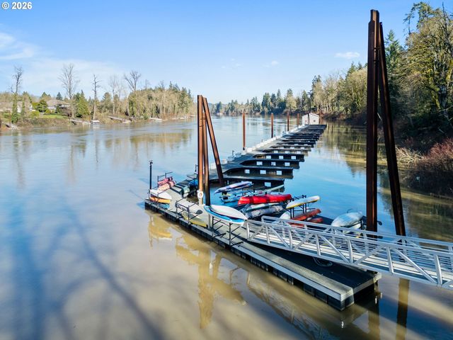 32540 Sw LAKE POINT Ct, Wilsonville, OR 97070