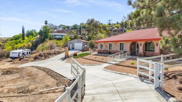 28300 Rawlings Road, Hemet, CA 92544