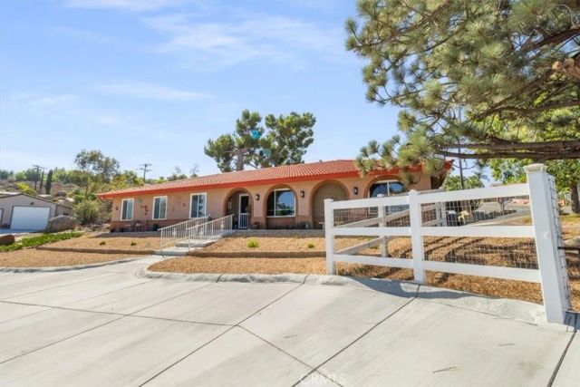 28300 Rawlings Road, Hemet, CA 92544