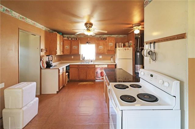 103 W 3rd Street, Garden City, MO 64747