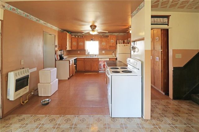 103 W 3rd Street, Garden City, MO 64747