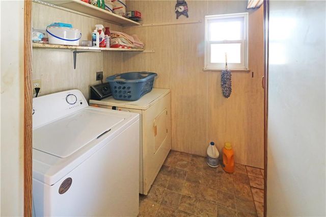 103 W 3rd Street, Garden City, MO 64747